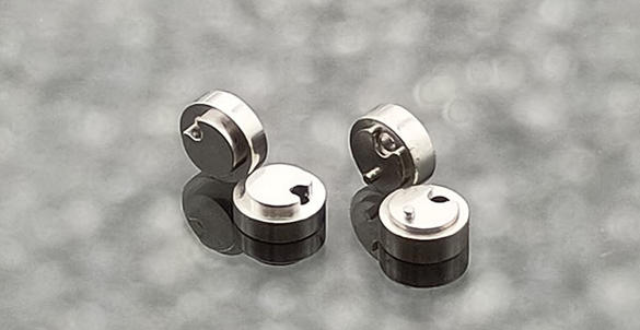 Simple miniature hardware punching pieces are easy to make?
